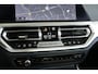 BMW 3-Serie 320e High Executive / LED / Navi / CarPlay / Leder / DAB