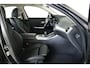 BMW 3-Serie 320e High Executive / LED / Navi / CarPlay / Leder / DAB