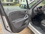 Opel Zafira Tourer 1.4 Edition 7p. trekhaak, cruise, elec pakket, stoel verwarming, mettallic kleur, nwe apk * rijklaar *