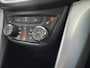Opel Zafira Tourer 1.4 Edition 7p. trekhaak, cruise, elec pakket, stoel verwarming, mettallic kleur, nwe apk * rijklaar *