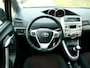 Toyota Verso 1.8 VVT-i 147pk 7-Persoons Clima Cruise Panorama PDC Historie