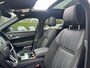 Land Rover Range Rover Velar 2.0 P250 Turbo AWD R-Dynamic SE / Panoramadak / Camera / Leder / Keyless / 21'' / Apple CarPlay / Stuur+Stoelverwarming / DAB / Dodehoek / Cruise Control