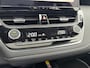Toyota Corolla Hybrid 140 Executive / Bi tone | Schuif-/kantel dak | JBL | Head-up | 18 inch | Rijklaar!!!