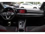 Volkswagen Golf 2.0 TSI GTI / Verlengde Garantie / Akrapovic / Trekhaak / Camera / Harman Kardon / Keyless / 19'' / Apple CarPlay / Matrix LED / Dodehoek / Stuur+Stoelverwarming / ACC