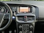 Volvo V40 2.0 T4 Business Sport|LEDER|R-DESIGN|PANO|1E EIGN.
