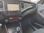 Kia Carens 1.6 GDi DynamicLine, 7-Persoons, Trekhaak, Navigatie,