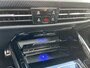 Volkswagen Golf 2.0 TSI R 4Motion / AUTOMAAT/ 320PK/ LEDER/ PANO/ HARMAN KARDON/ DRIFT + RACE MODUS/ ELEKTR. STOEL/ IQ LIGHT/ RIJ-MODI/ STOEL VERWARM. + VENTILATIE/ 3-ZONE CLIMA/ NAVI/ APP-CONNECT/ 19" LMV