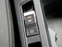 Volkswagen T-Roc 1.0 TSI R-Line, Carplay + Android Auto / Sensoren + Camera / Adaptive Cruise / Full LED. / Climate Control / 17'' LMV
