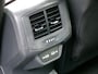 Volkswagen T-Roc 1.0 TSI R-Line, Carplay + Android Auto / Sensoren + Camera / Adaptive Cruise / Full LED. / Climate Control / 17'' LMV