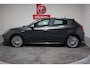 Alfa Romeo Giulietta 1.4 T Distinctive, 18 inch, Cruise, Climate, Half leder, Navigatiesysteem 6 bak, Volledig onderhouden, Regen en Lichtsensor
