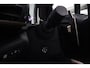 Lexus IS 300h Hybrid Edition 30 | Navigatie | Led | Leer | Camera | Parelmoerkleur wit