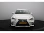 Lexus IS 300h Hybrid Edition 30 | Navigatie | Led | Leer | Camera | Parelmoerkleur wit