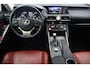Lexus IS 300h Hybrid Edition 30 | Navigatie | Led | Leer | Camera | Parelmoerkleur wit