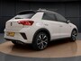 Volkswagen T-Roc 1.5 TSI R-Line | Camera | IQ Light | Camera | Keyless | Carplay | Elektr. Achterklep |