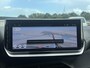 Peugeot 208 1.2 Hybrid 136PK e-DCS6 Automaat GT Navigatie | Camera | Apple CarPlay, Android Auto | Peugeot i-Cockpit met 3D | 17'' Lichtmetalen velgen