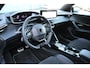 Peugeot e-2008 EV GT 54 kWh | Navigatie | Camera | Massage | Stoelverwarming | Fase 3 | Nieuw model |