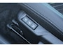 Peugeot e-2008 EV GT 54 kWh | Navigatie | Camera | Massage | Stoelverwarming | Fase 3 | Nieuw model |