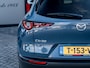 Mazda CX-30 2.0 e-SkyActiv-G M Hybrid Homura | 1e Eigenaar | Trekhaak | Origineel NL | Stoelverwarming | Camera | Head-Up Display | Metallic Lak | Climate Control | Adaptieve Cruise Control | Lichtmetalen Velgen | Parkeersensoren |