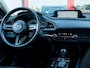 Mazda CX-30 2.0 e-SkyActiv-G M Hybrid Homura | 1e Eigenaar | Trekhaak | Origineel NL | Stoelverwarming | Camera | Head-Up Display | Metallic Lak | Climate Control | Adaptieve Cruise Control | Lichtmetalen Velgen | Parkeersensoren |