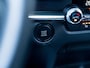 Mazda CX-30 2.0 e-SkyActiv-G M Hybrid Homura | 1e Eigenaar | Trekhaak | Origineel NL | Stoelverwarming | Camera | Head-Up Display | Metallic Lak | Climate Control | Adaptieve Cruise Control | Lichtmetalen Velgen | Parkeersensoren |