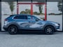 Mazda CX-30 2.0 e-SkyActiv-G M Hybrid Homura | 1e Eigenaar | Trekhaak | Origineel NL | Stoelverwarming | Camera | Head-Up Display | Metallic Lak | Climate Control | Adaptieve Cruise Control | Lichtmetalen Velgen | Parkeersensoren |