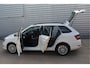 Skoda Fabia Combi 1.0 TSI Ambition O.a: Navi, Cruise, Carply, Trekhaak, All-Season banden, Pdc, Etc...   Rijklaar! All-in prijs!
