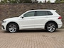 Volkswagen Tiguan 1.4 TSI eHybrid R-LINE Panodak 94% SOH Head-Up Keyless
