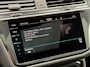 Volkswagen Tiguan 1.4 TSI eHybrid R-LINE Panodak 94% SOH Head-Up Keyless