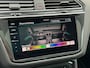 Volkswagen Tiguan 1.4 TSI eHybrid R-LINE Panodak 94% SOH Head-Up Keyless