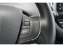 Peugeot 208 1.2 PureTech Blue Lease Executive | Navigatie | Apple carplay | Armsteun | All season |