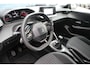 Peugeot 208 1.2 PureTech Style | Navigatie | Camera | Trekhaak | All season | 2.500km | Apple carplay |
