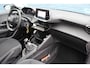 Peugeot 208 1.2 PureTech Style | Navigatie | Camera | Trekhaak | All season | 2.500km | Apple carplay |