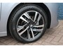 Peugeot 208 1.2 PureTech Style | Navigatie | Camera | Trekhaak | All season | 2.500km | Apple carplay |