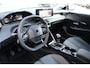 Peugeot 208 1.2 PureTech 100 Allure | Aanhanger assistent | Achterbank in delen neerklapbaar | Achterruitverwarming