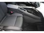 Peugeot 5008 Allure - Hybrid | 18" lichtmetalen velgen 'BASEL' | 360 Vision & Drive Assist pack | 3de rij: neerklapbare zittingen met Easy access naar derde zitrij