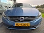 Volvo V60 2.0 D3 Momentum Business Automaat | Rijklaar incl garantie | Keyless Donker getint glas Trekhaak Navigatie