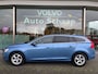 Volvo V60 2.0 D3 Momentum Business Automaat | Rijklaar incl garantie | Keyless Donker getint glas Trekhaak Navigatie