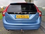 Volvo V60 2.0 D3 Momentum Business Automaat | Rijklaar incl garantie | Keyless Donker getint glas Trekhaak Navigatie
