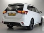Mitsubishi Outlander 2.4 PHEV Intense | Black Pack | Standkachel | Navi | Trekhaak | NL auto | Garantie tot 03-07-2028