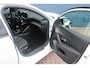 Peugeot 208 1.2 PureTech GT-Line | Achterbank in delen neerklapbaar | Achteruitrijcamera | Airco (automatisch)