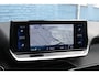 Peugeot 208 1.2 PureTech Allure Pack | Achterbank in delen neerklapbaar | Achteruitrijcamera | Airco (automatisch)