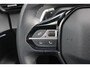 Peugeot 2008 1.2 Hybrid 136 GT | Achterbank in delen neerklapbaar | Achteruitrijcamera | Actieve noodgeval assistent