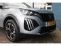 Peugeot 2008 1.2 Hybrid 136 GT | Achterbank in delen neerklapbaar | Achteruitrijcamera | Actieve noodgeval assistent