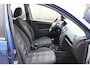 Ford Fusion 1.4-16V Champion, airco, nieuwe distr riem en APK.