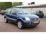 Ford Fusion 1.4-16V Champion, airco, nieuwe distr riem en APK.