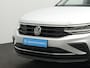Volkswagen Tiguan 1.4 TSI 245 pk eHybrid Life Business | LED koplampen | Achteruitrijcamera | Adaptive Cruise Control | Standkachel | Side Assist | 17 inch