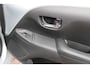 Peugeot 108 1.0 e-VTi Allure | Achterbank in delen neerklapbaar | Achteruitrijcamera | Airco