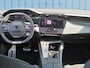 Peugeot 308 SW 1.6 Plug-in Hybrid 180PK GT | Schuif/Kanteldak | AppleCarPlay/AndroidAuto | 18"LMV | Navigatie | Adaptive Cruise Control | Climate Control | 360'Camera | Keyless entry | Alcantara/Leer | Privacy Glass |