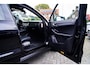 Porsche Macan 2.0 | Sport Chrono | Origineel NL | Panorama | Full option | Lane Assist | Sportstoelen| Luchtvering