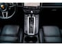 Porsche Macan 2.0 | Sport Chrono | Origineel NL | Panorama | Full option | Lane Assist | Sportstoelen| Luchtvering